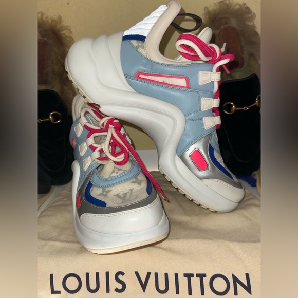 Nike/ADIDAS/HOKA/ON CLOUD/ - Picture 7 of 15